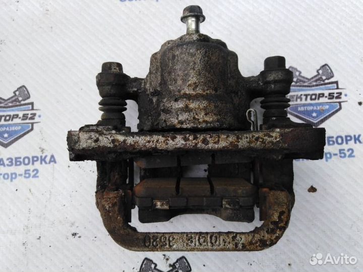 Суппорт тормозной задний правый Nissan X-Trail T31