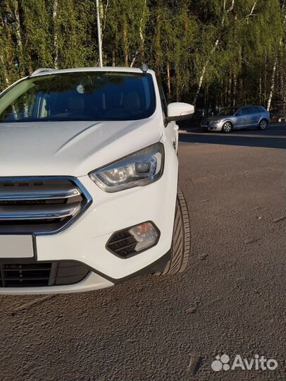 Ford Kuga 2.5 AT, 2017, 160 000 км