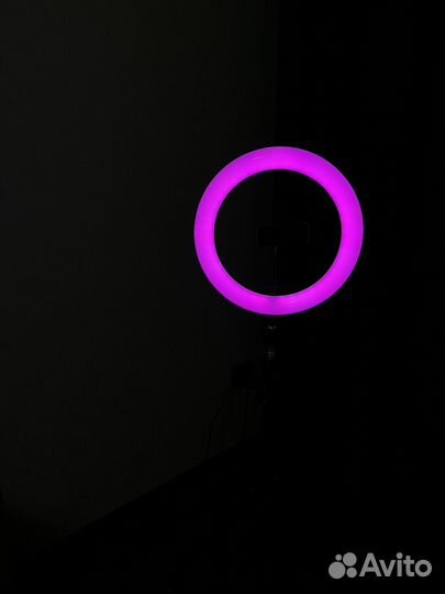 Кольцевая лампа со штативом