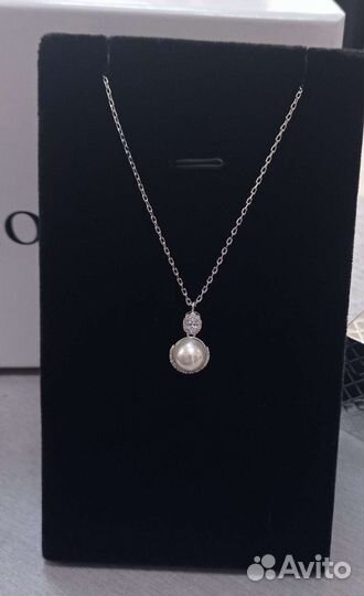 Колье. Подвеска с жемчужиной и цирконами