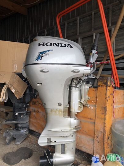 Лодочный мотор Honda bf20