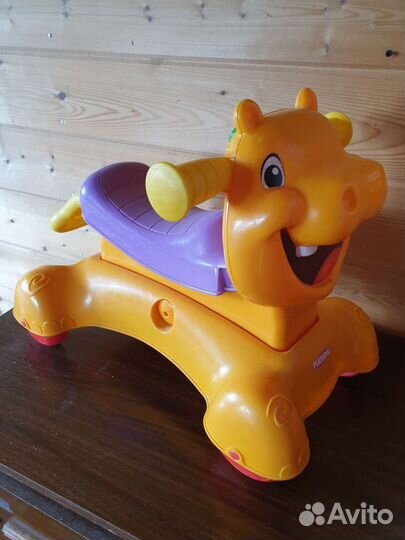 Игрушка бегемот для первых шагов