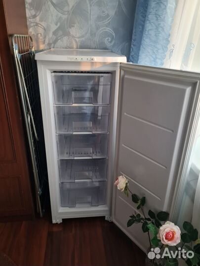 Морозильная камера Бирюса новая
