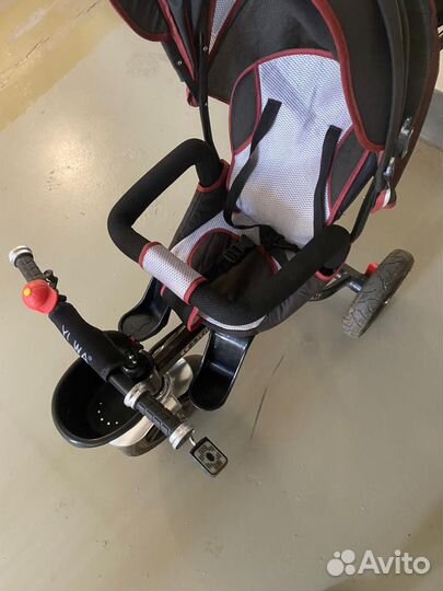 Трехколесный велосипед