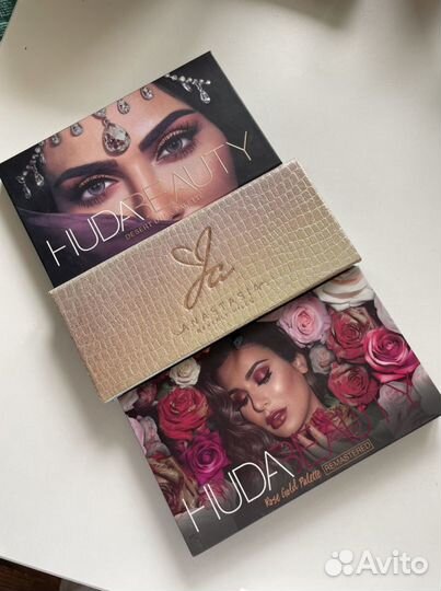 Оригинал Палетка теней Huda Beauty desert dusk