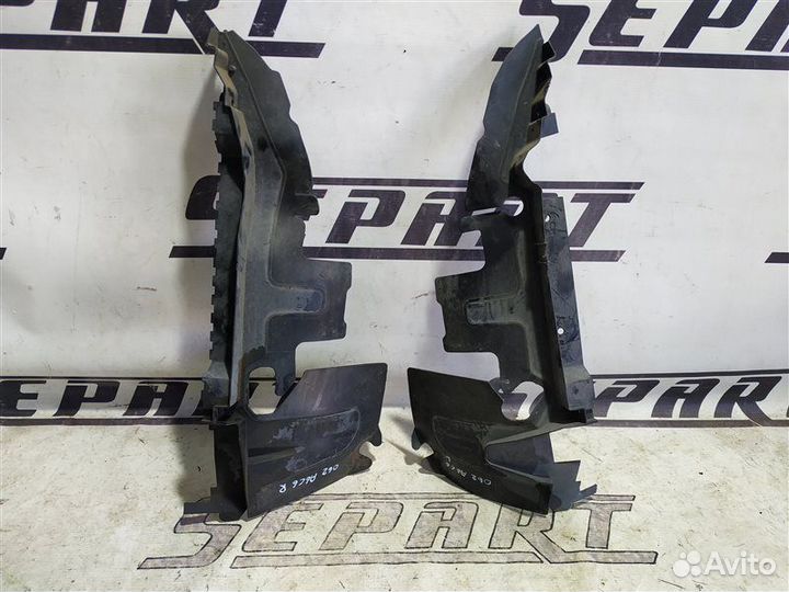 Дефлектор радиатора Audi A6 C6 2.8 CCE 2010