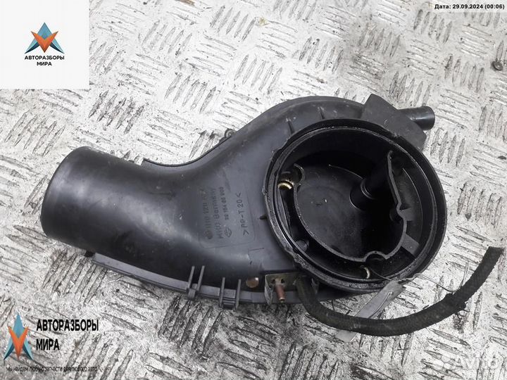 Гофра инжектора Volkswagen Golf 3 1992 1H0129654