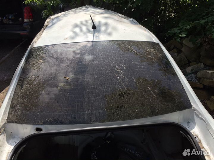 Заднее стекло Пежо 408