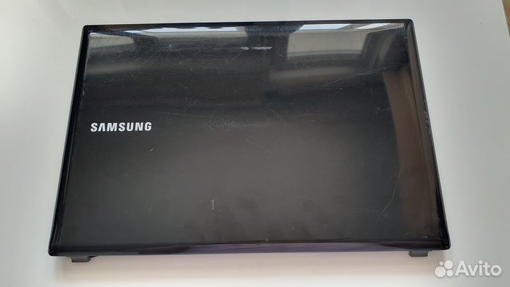 Б/у Крышка матрицы ноутбука Samsung R440