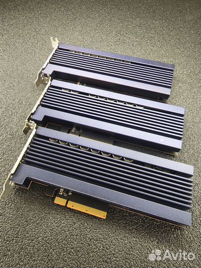 Samsung PM1725b 1.6 SSD pcie Gen3 x8