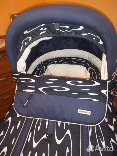 Продам детскую коляску