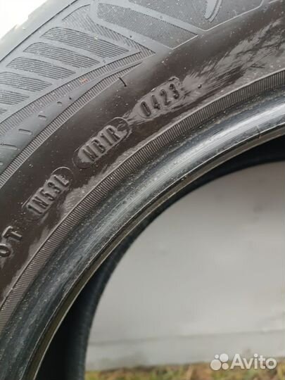 Goodyear Vector 4Seasons 235/55 R18 100V