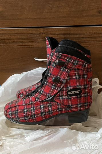 Фигурные коньки roces
