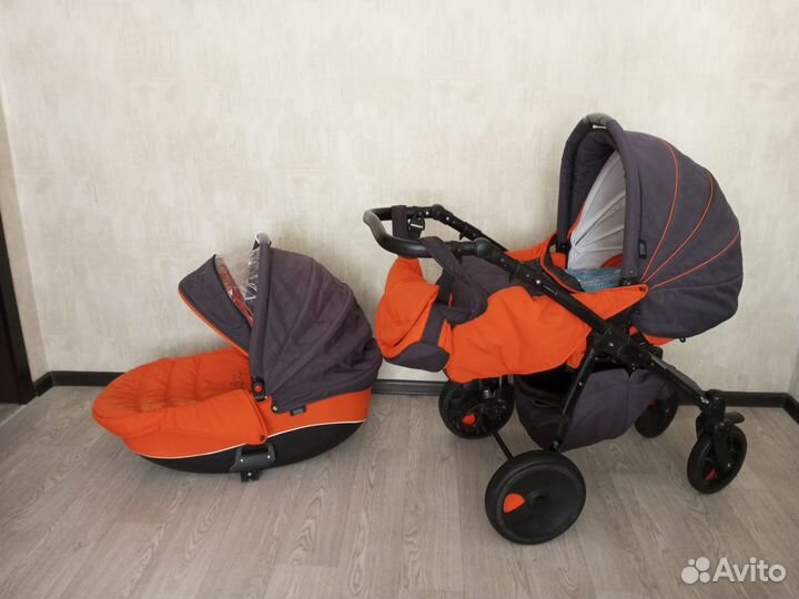 Продам коляску 2 в 1