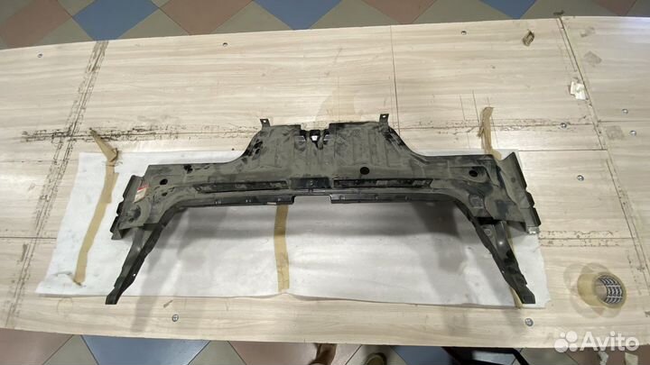 Задняя панель Хонда новая оригинал чёрная