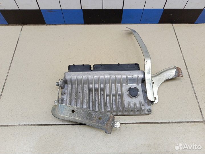 Блок управления двигателем RAV 4 2013