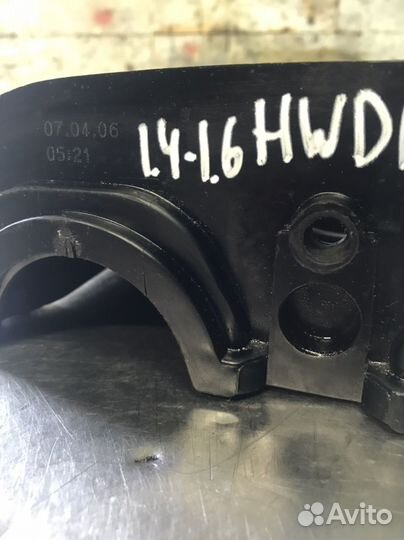 Клапанная крышка Ford Volvo 1.4-1.6 focus s40