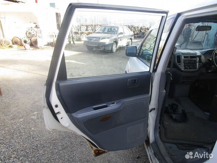 Дверь задняя левая Mitsubishi Dingo