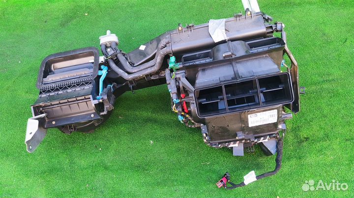 Печка салона в сборе Audi A4 Avant B6 ALT 2004