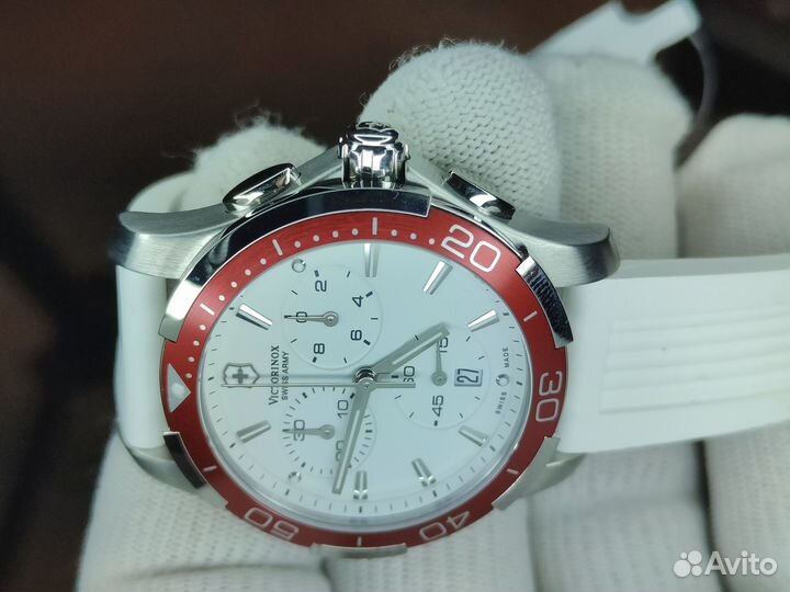 Victorinox Swiss Army 241504 Alliance White Chrono