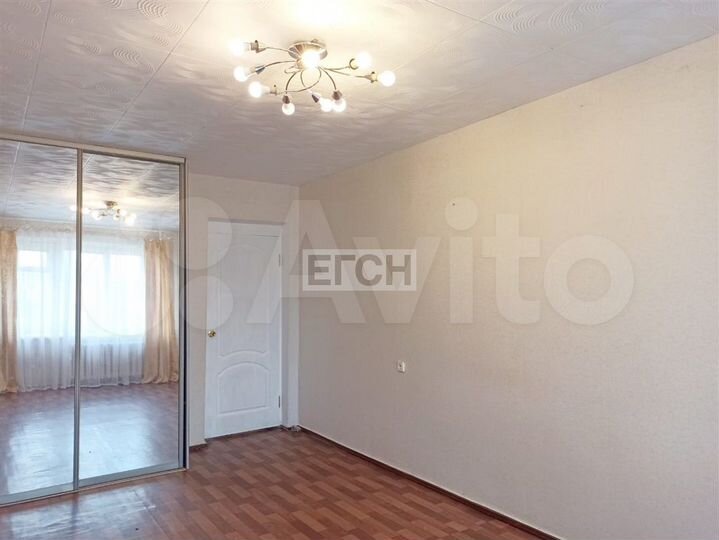 2-к. квартира, 48 м², 4/5 эт.
