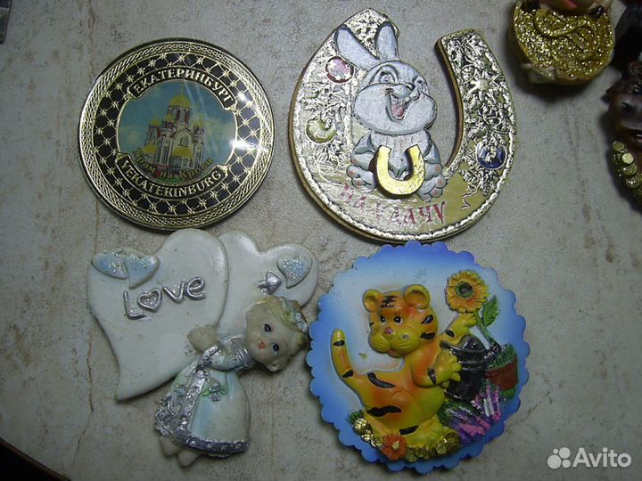 Магнит на холодильник