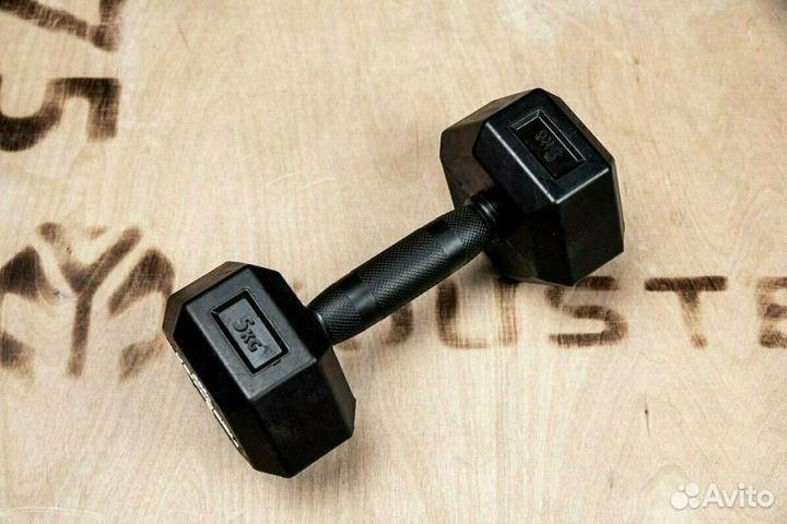 Гантель гексагональная с обрезиненной ручкой