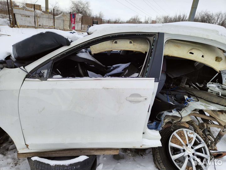 Дверь передняя левая Volkswagen Jetta 6