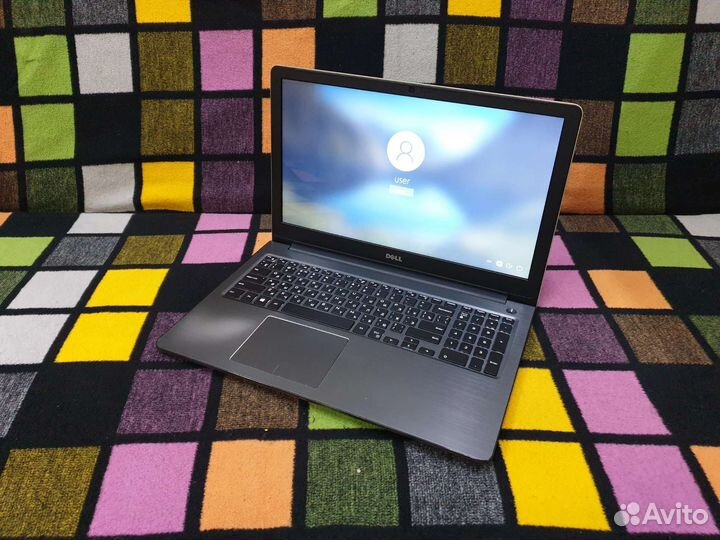 Ноутбук Dell Vostro 5568(i5, озу 8гб)**