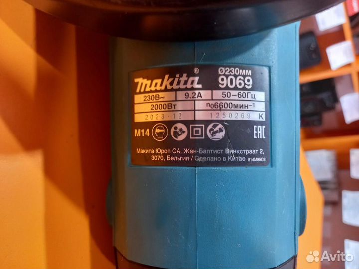 1 Ушм Makita (9069)
