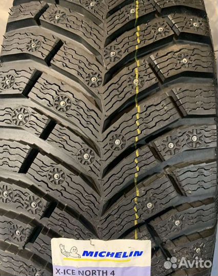 Michelin X-Ice North 4 215/65 R17 103