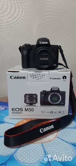 Системная камера Canon EOS M50