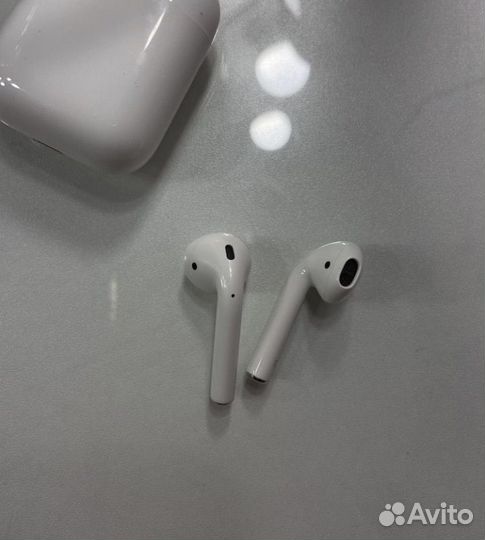 Airpods 1