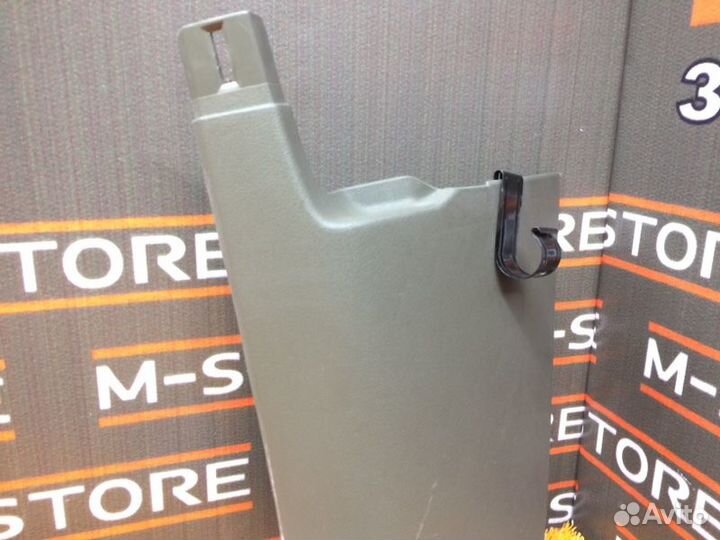 Накладка на порог салона передняя левая Audi Q5 8R