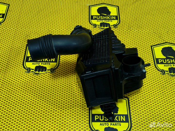 Корпус воздушного фильтра Renault Duster HS H4M