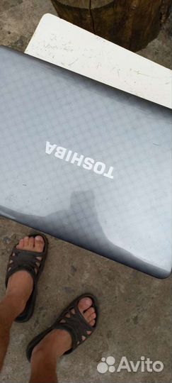 Ноутбук toshiba на запчасти