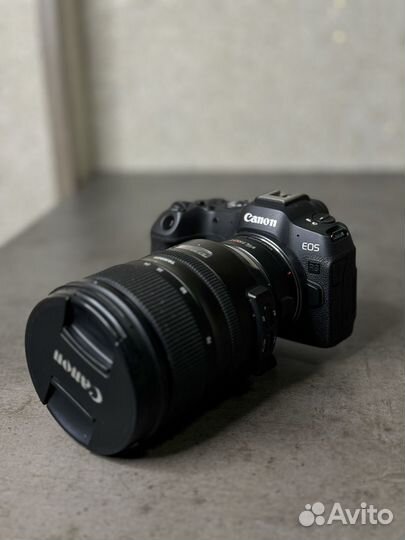 Canon R8 (как новый)