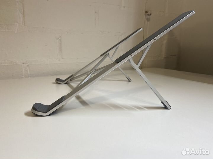 Алюминиевая подставка для ноутбука Ugreen