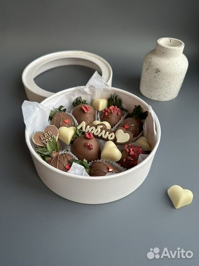 Клубника в шоколаде в боксах