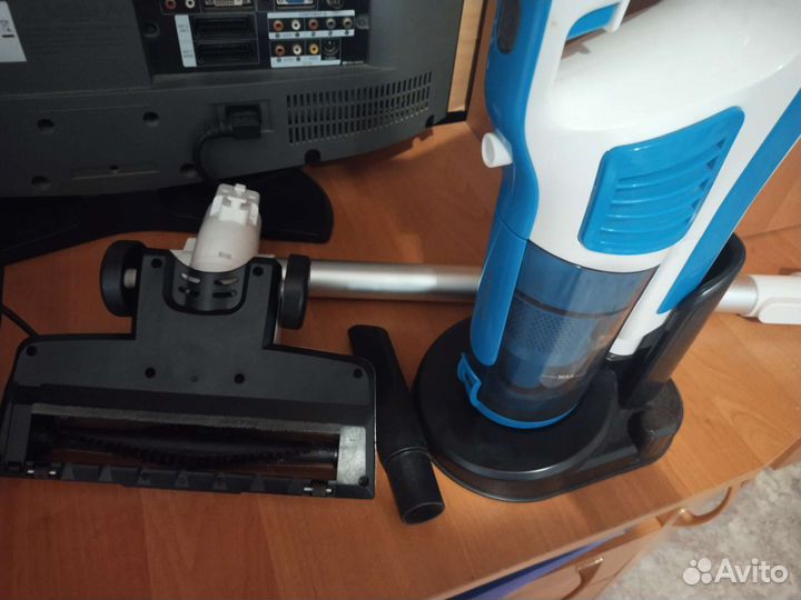 Вертикальный пылесос