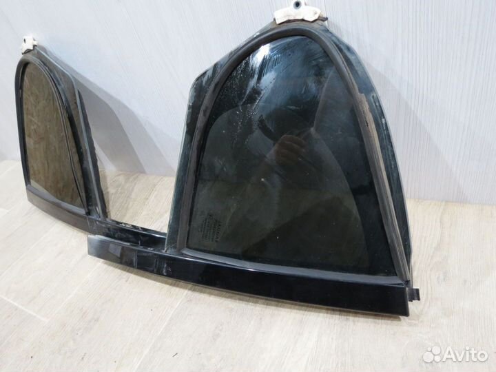 Форточка Jaguar XF