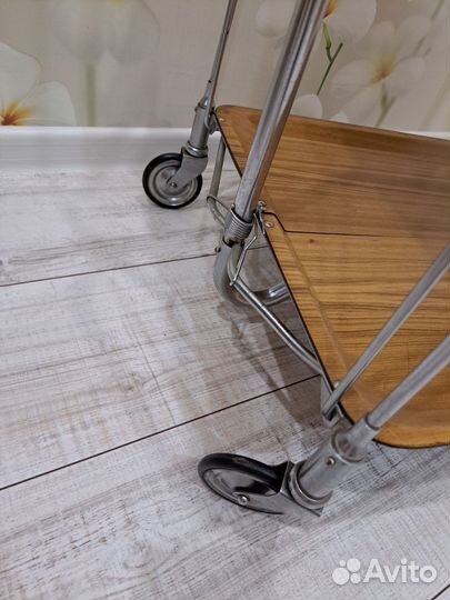 Сервировочный столик на колесиках СССР