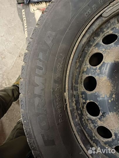 Pirelli Formula Ice 205/60 R16