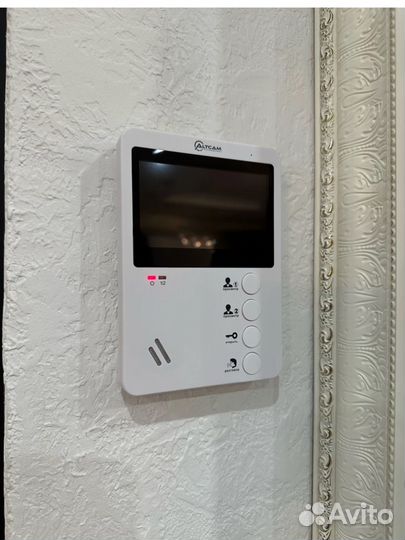 Видеодомофон новый