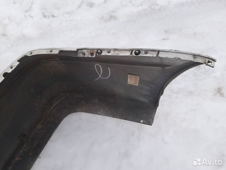 Бампер задний Mitsubishi Lancer Cedia