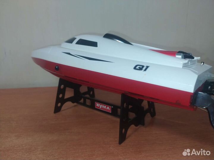 Радиоуправляемый катер Speedboat RTR syma-Q1