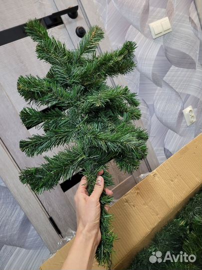 Ёлка новогодняя искусственная