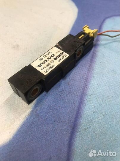 Датчик AIR BAG 8622365