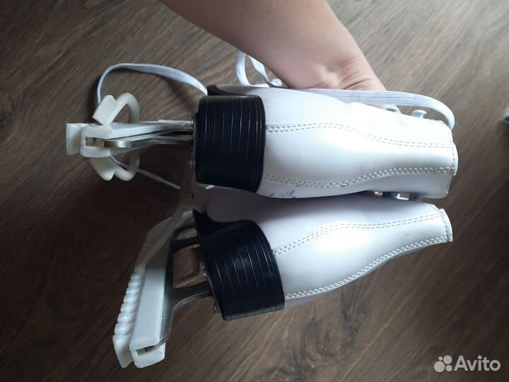 Коньки фигурные 34 размер