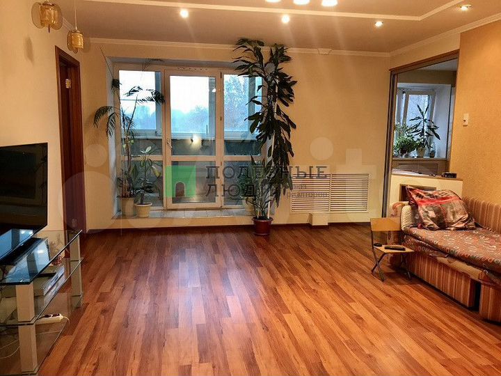 3-к. квартира, 80 м², 3/10 эт.